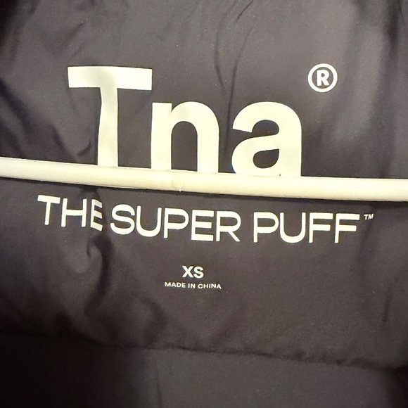 TNA Super Puff Vest - Picture 6 of 6